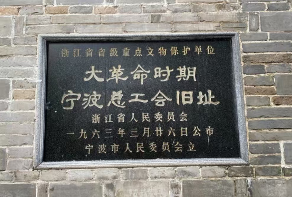 ԟѪV(xi)ƪ ׷HʿČ\(yn)(dng)ʷ