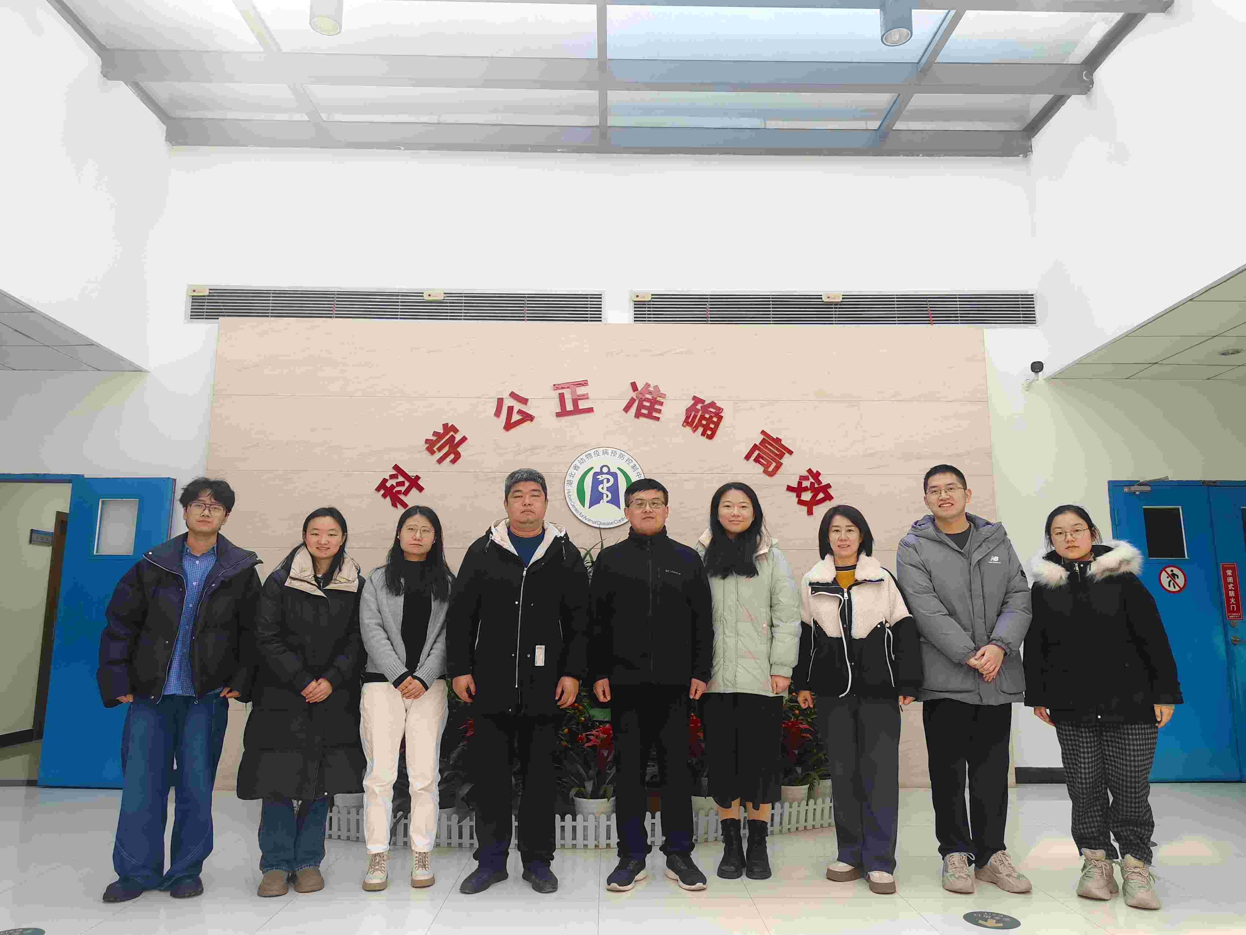 和諧人寵，文明共生：武大學(xué)子關(guān)于城市寵物管理完善研究調(diào)研紀(jì)實(shí)